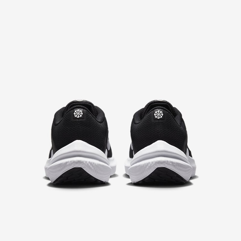 Giày Nike Air Winflo 10 Nữ - Đen Trắng