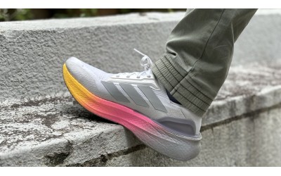 Top Giày Thể Thao Adidas Được Ưu Chuộng Nhất Năm 2025