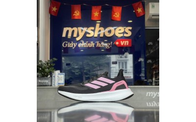 Điểm Danh Những Đôi Giày Màu Hồng Đang Gây Sốt Mạng Xã Hội