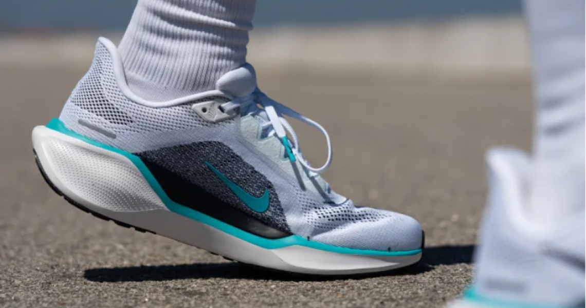 Cẩm Nang Chọn Giày Nike Cho Người Thích Xê Dịch: Từ Đường Phố Đến Hiểm Trở Cẩm Nang Chọn Giày Nike Cho Người Thích Xê Dịch: Từ Đường Phố Đến Hiểm Trở