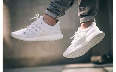 Giày Thể Thao Adidas – Khi Mỗi Bước Chân Cũng Trở Thành Một Câu Chuyện