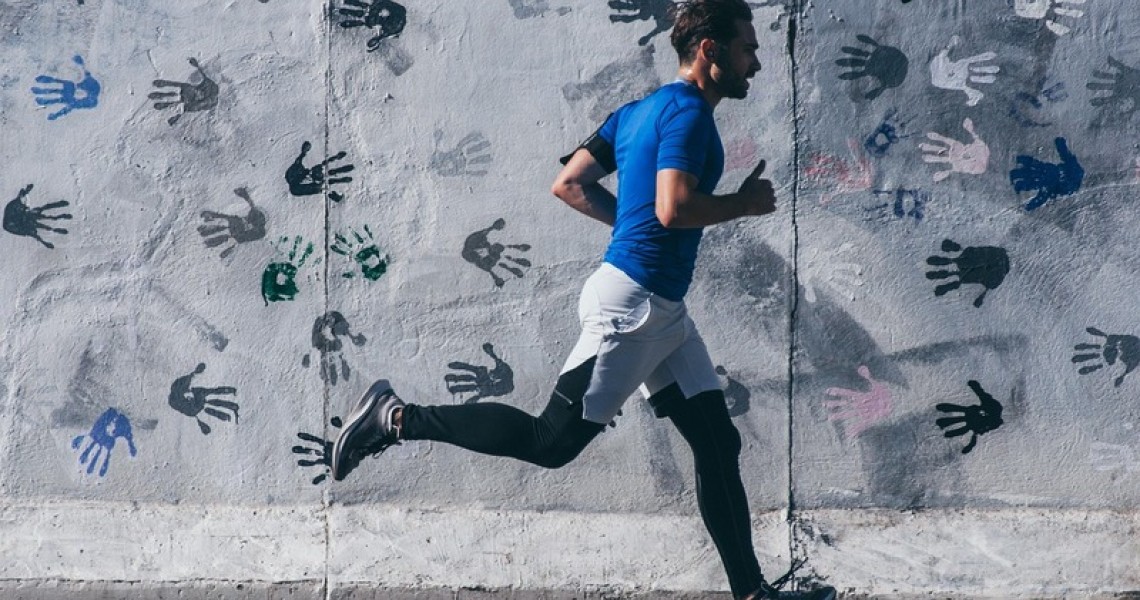 Cẩm Nang Đại Từ Điển: Chọn Giày Chạy Bộ Cho Người Mới Bắt Đầu