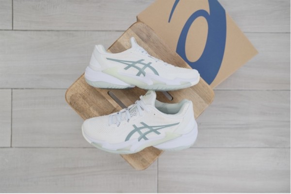 Asics Court FF3: Phân Tích Chuyên Sâu Về 