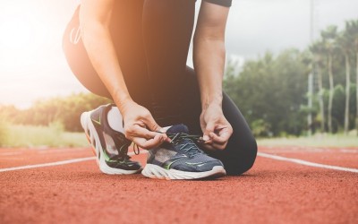 Chọn Giày Như Thế Nào Để Bảo Vệ Chân? Hướng Dẫn Chi Tiết A-Z Cho Người Mới Chọn Giày Như Thế Nào Để Bảo Vệ Chân? Hướng Dẫn Chi Tiết A-Z Cho Người Mới