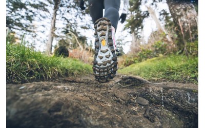 Bộ Sưu Tập Giày Trail Nam Nữ 2024 Của Myshoes