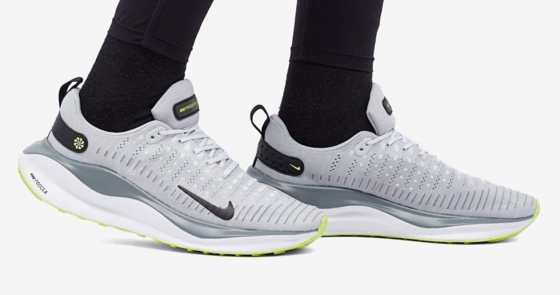 Top 7 Đôi Giày Nike Chính Hãng Cho Người Có Bàn Chân Bè