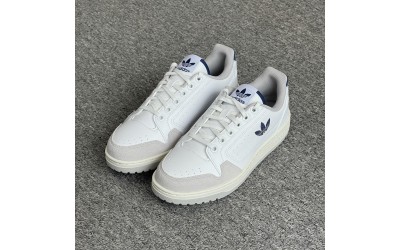 Giày sneaker: Bí quyết phối đồ 