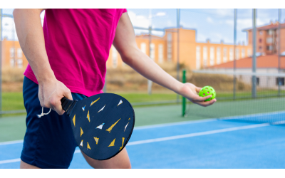 5 Lỗi Cơ Bản Người Mới Chơi Pickleball Thường Mắc Phải (Và Cách Khắc Phục)