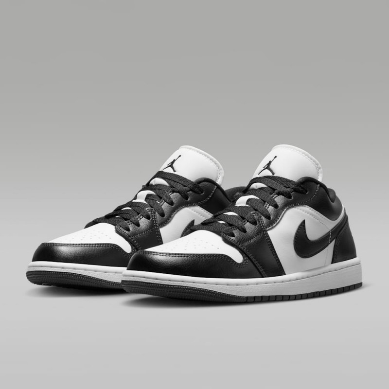 Giày Nike Air Jordan 1 Low Panda Nữ- Đen Trắng Giày Nike Air Jordan 1 Low Panda Nữ- Đen Trắng