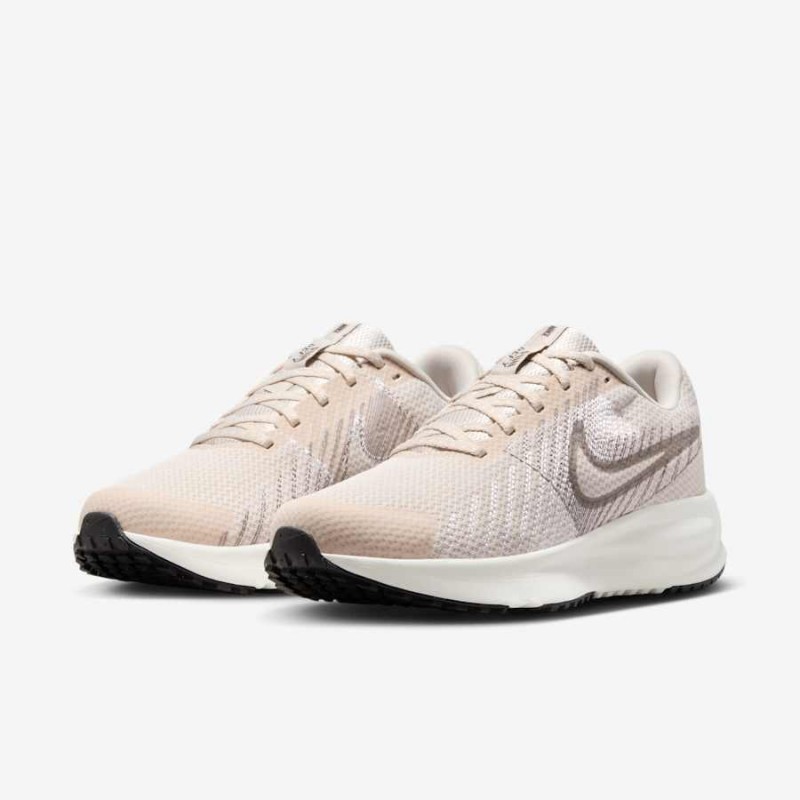 Giày Nike Run Defy Nữ - Hồng Nhẹ