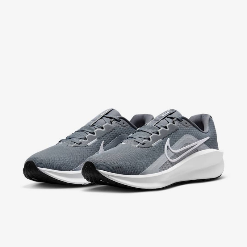 Giày Nike DownShifter 13 Nam - Xám Trắng Giày Nike DownShifter 13 Nam - Xám Trắng
