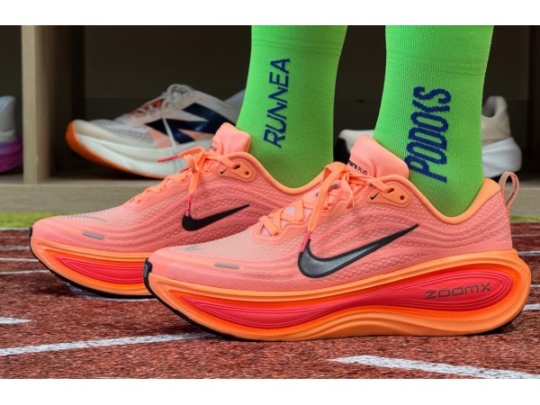 Nike Vomero 18 Plus: Đôi giày có thể thay đổi cách bạn chạy