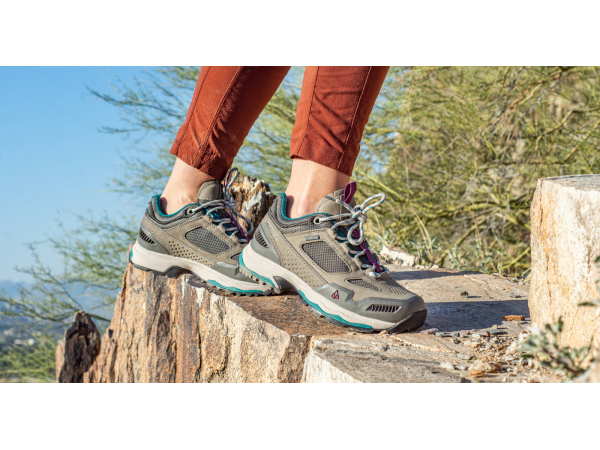 Giày Trekking Vs Giày Running: Khác Nhau Ở Điểm Nào? 