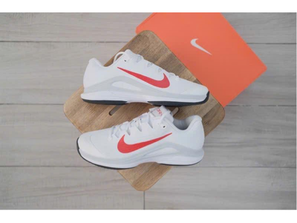 Trải Nghiệm Nike Vapor 12 HC: “Vũ Khí Tốc Độ” Cho Sân Pickleball & Tennis