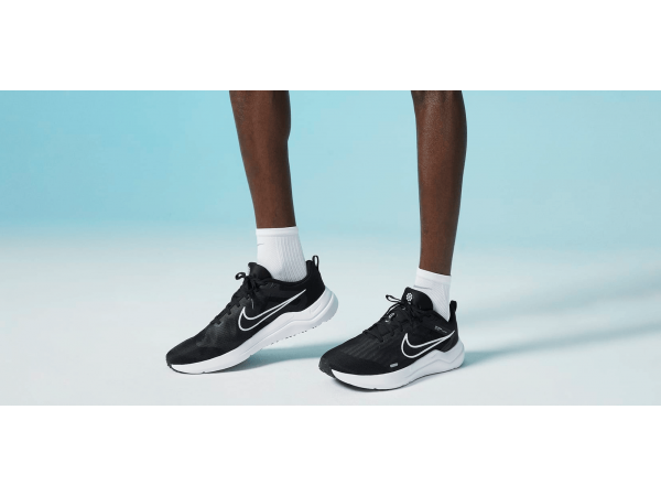 Giày Chạy Bộ Nike Nào Tốt Nhất Cho Người Mới Bắt Đầu? 