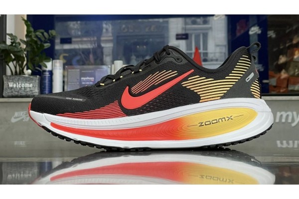 Mua Giày Sneaker Chính Hãng Ở Đâu Uy Tín? 5 Lý Do Bạn Nên Chọn Myshoes