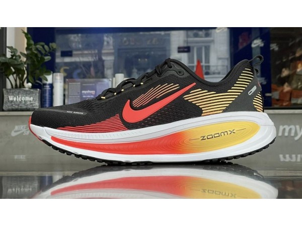 Mua Giày Sneaker Chính Hãng Ở Đâu Uy Tín? 5 Lý Do Bạn Nên Chọn Myshoes