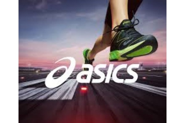 Vì sao nên chọn giày pickleball chuyên dụng thay vì giày chạy bộ?