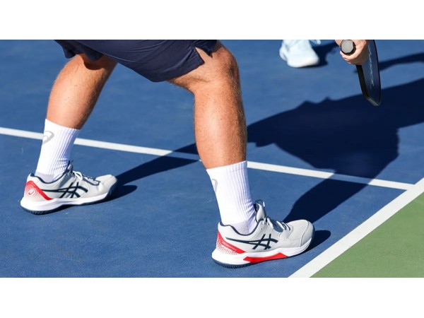 Những Lợi Ích Khi Mua Giày Pickleball Chính Hãng