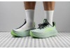 Nike Vomero 18 Hay Asics Gel-Nimbus 28? Cuộc Đối Đầu Của Những "Chiếc Ghế Sofa Biết Chạy"