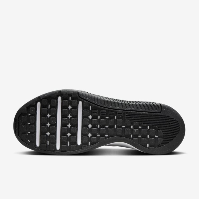 Giày Nike MC Trainer 3 Nam - Trắng Đen