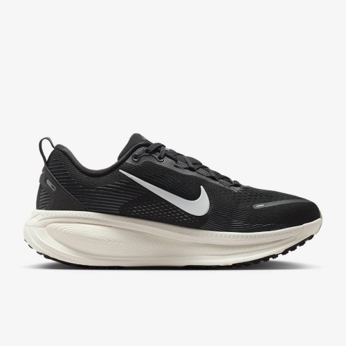 Giày Nike Vomero 18 Extra Wide Nam - Đen Trắng