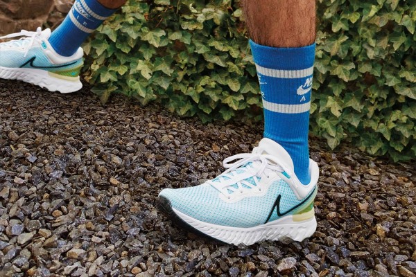 Điều gì làm nên vị thế dẫn đầu của giày thể thao Nike?