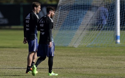 Những đôi giày đồng hành cùng Lionel Messi trên sân cỏ World Cup