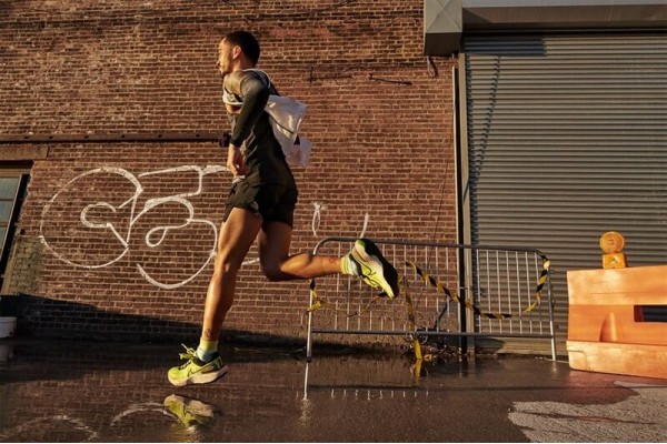 Điểm khác biệt giữa giày chạy bộ và giày tập gym