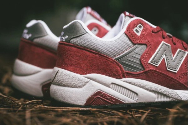 Giày New Balance - đôi giày 