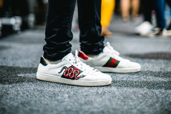 Cách nhận biết giày Gucci chính hãng