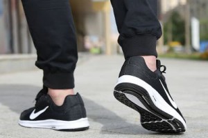 Giày chạy bộ Nike Downshifter 8 - đẳng cấp đến từ sự đơn giản