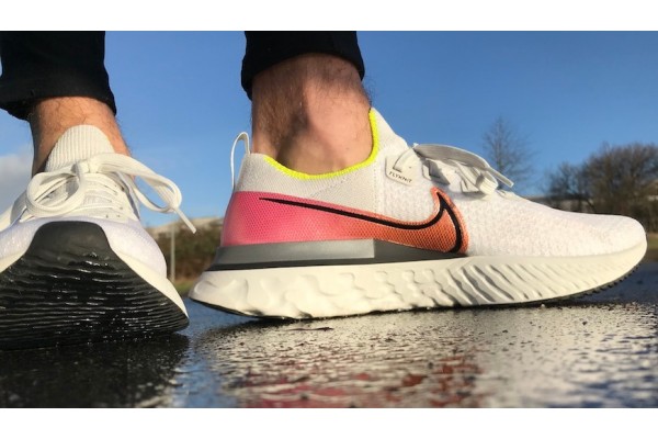 Chi tiết giày chạy bộ Nike React Infinity Run FK - Giảm chấn thương tuyệt đối