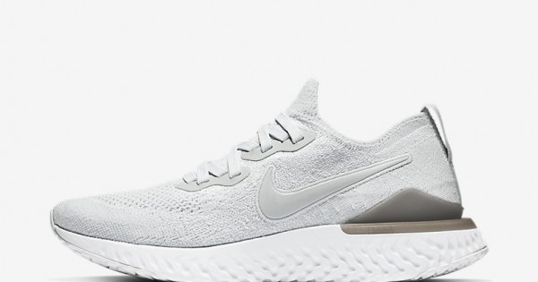 epic react flyknit 2 triple white
