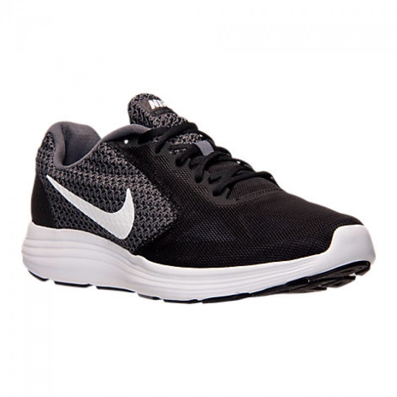 Giày Nike Revolution 3 - Đen trắng