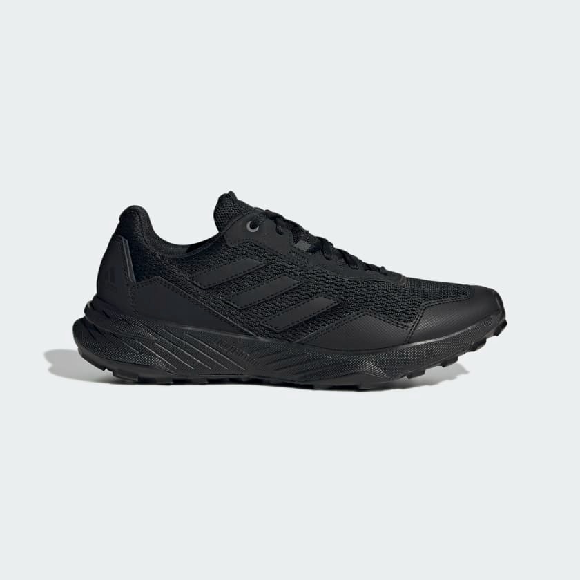 Giày adidas Tracefinder