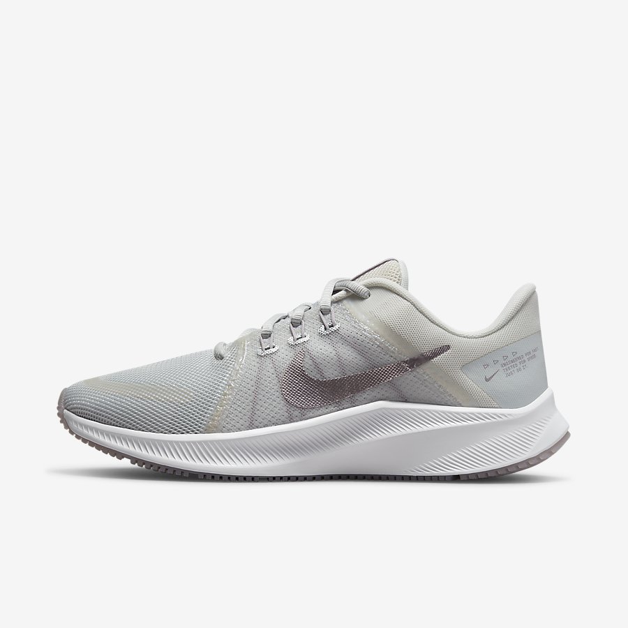 Giày Nike Quest 4