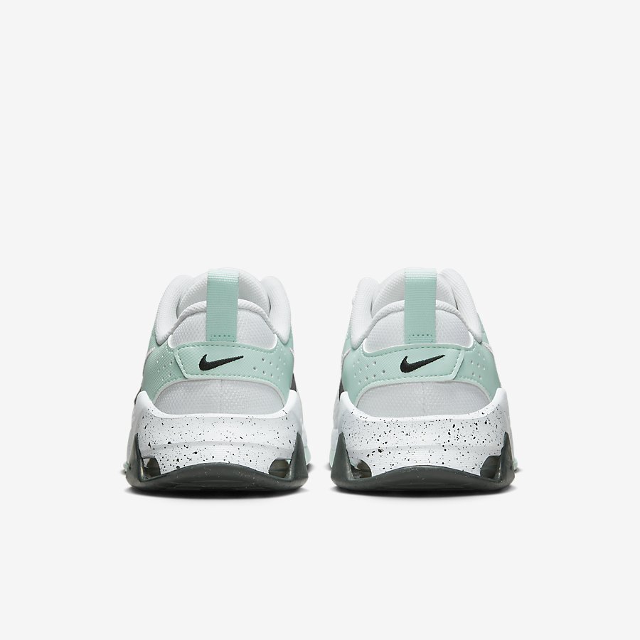 Giày Nike Zoom Bella 6