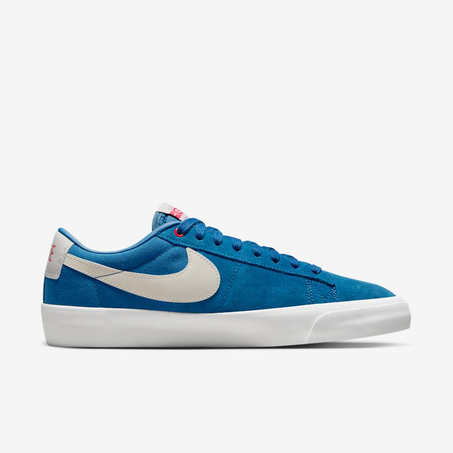 Nike SB Zoom Blazer Low Pro GT