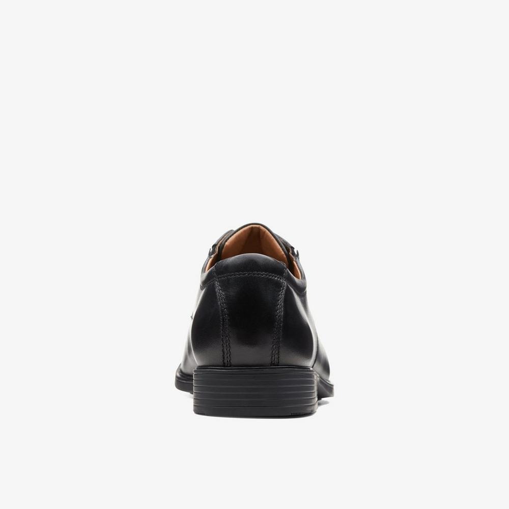 Giày Clarks Tilden Plain
