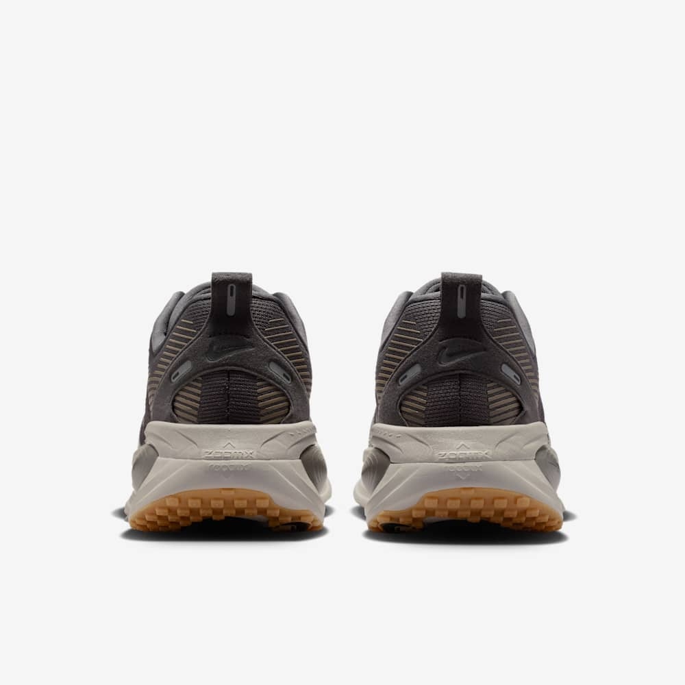 Giày Nike Vomero 18 nam