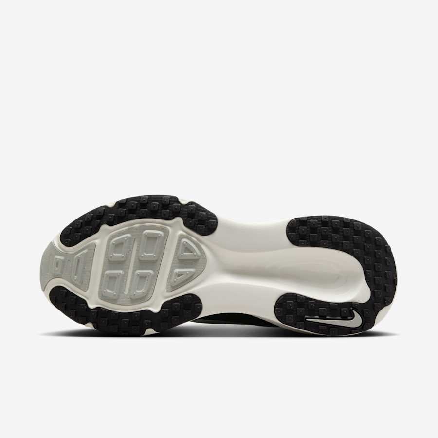 Giày Nike Vomero 18