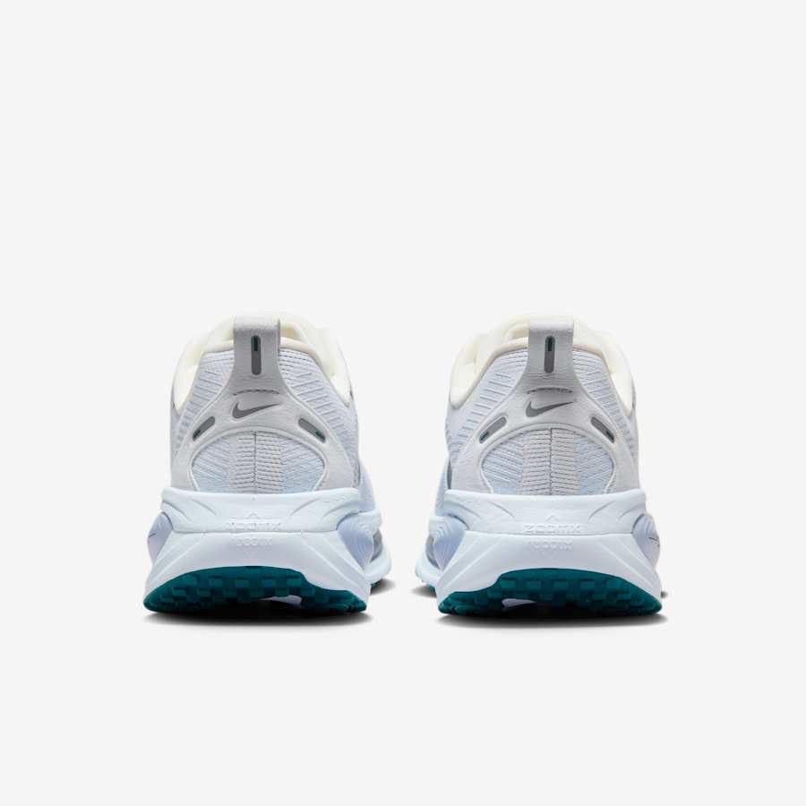 Nike Vomero 18 Nữ