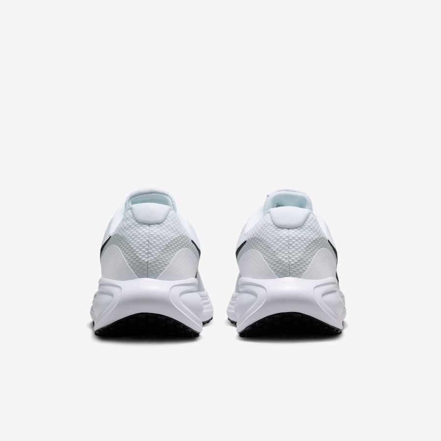 Giày Nike Revolution 8