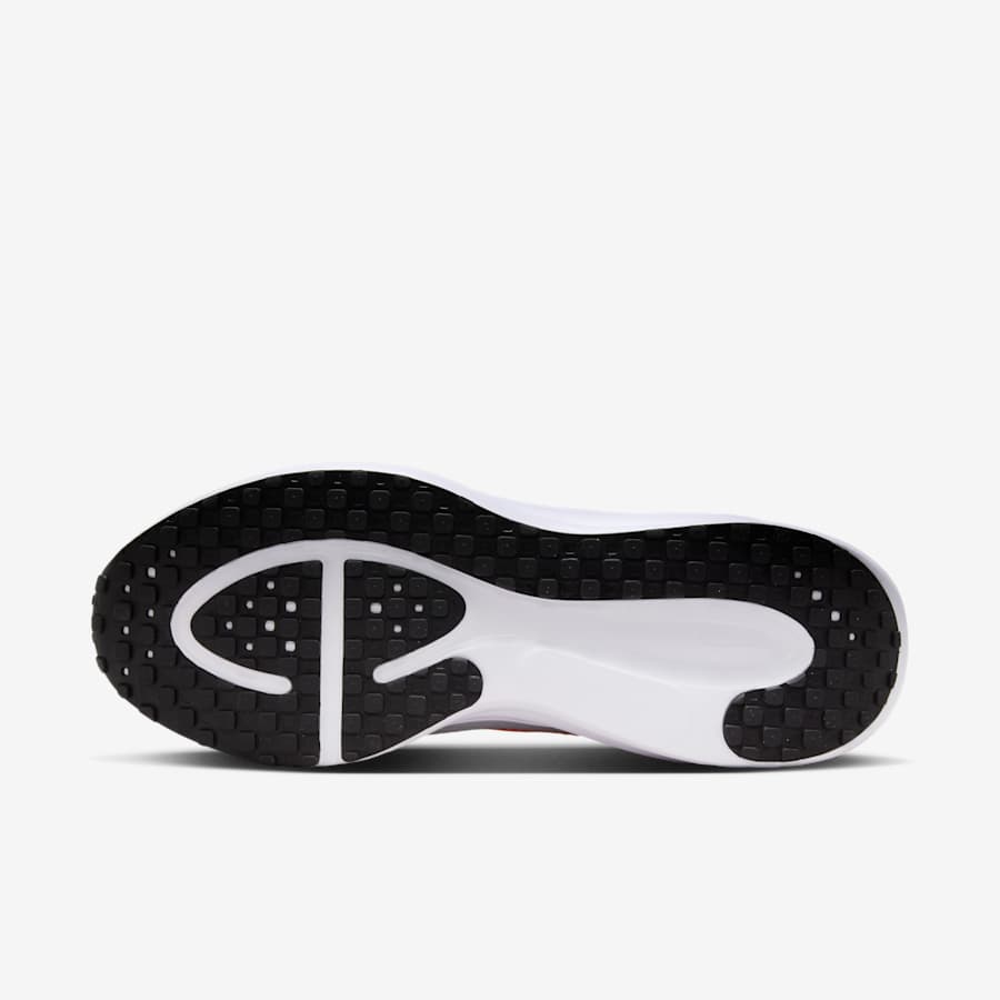 Nike Revolution 8