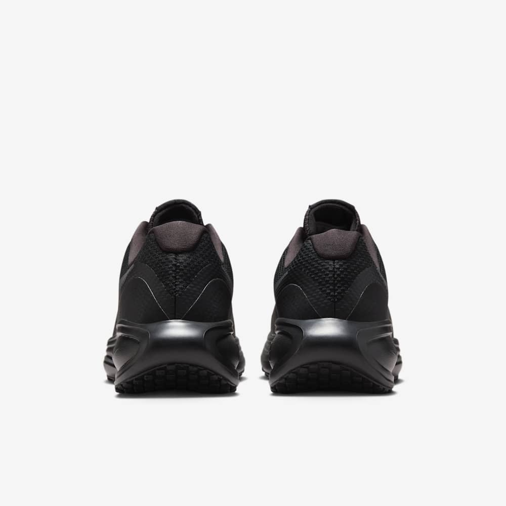 Giày Nike Revolution 8