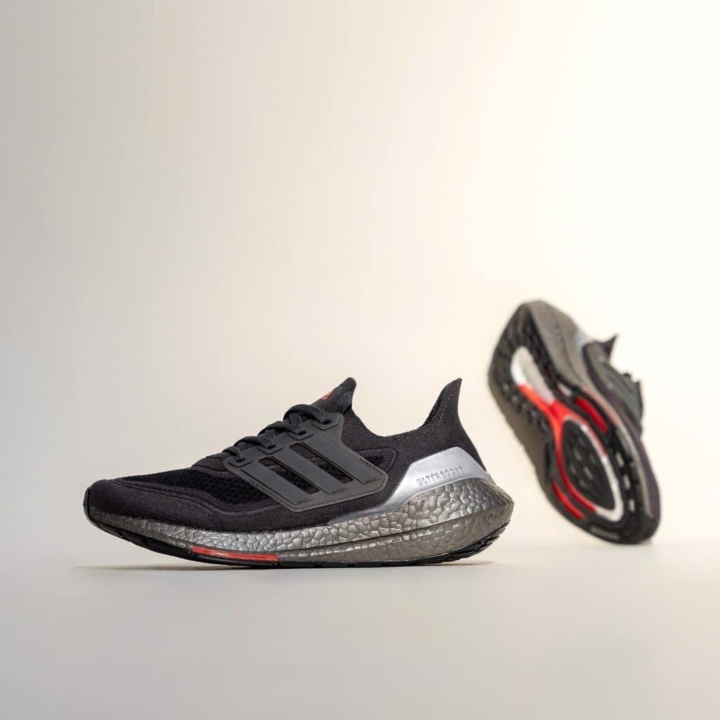 Giày Adidas Ultraboost 21 Carbon
