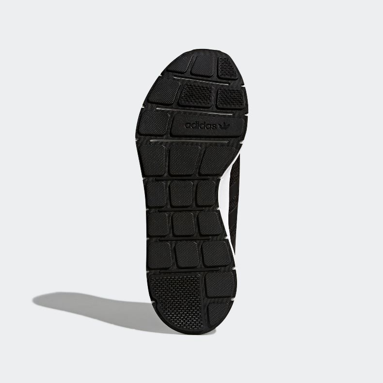 Giày adidas Swift Run Nam - Đen Trắng 